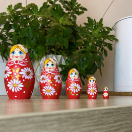 Матрешка в красном наряде с ромашками, оригинальный подарок, 5 шт
