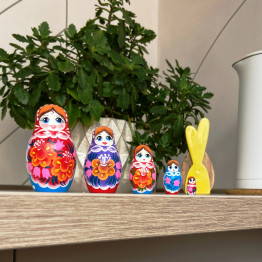 Деревянная классическая матрешка с лилиями и колокольчиками, набор 5 шт