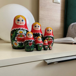 Матрешка в красном платке и маками, игрушки из дерева, набор из 7 шт