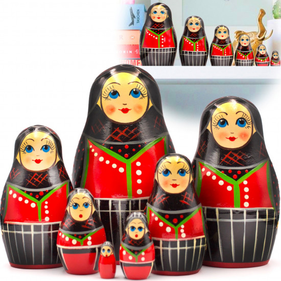 Деревянная матрешка в датском народном костюме (набор 7 шт)